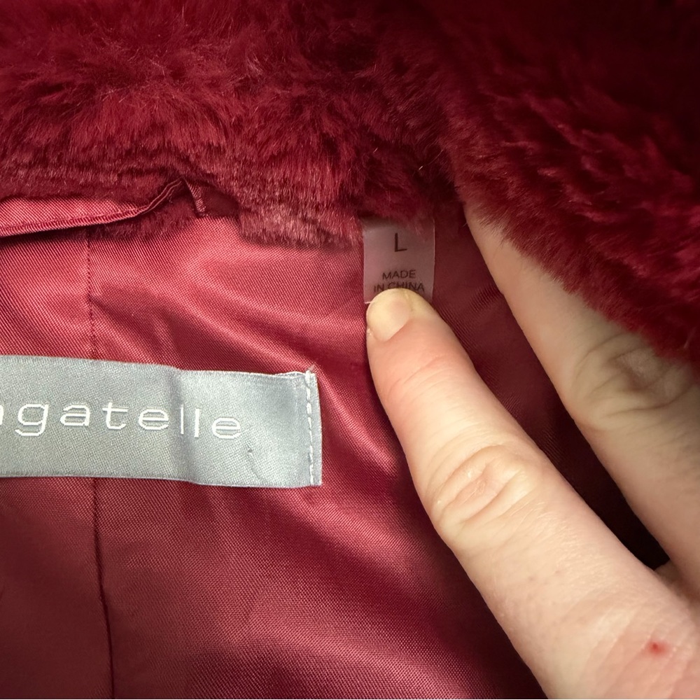 Bagatelle Women's Pink Faux Fur Button Up Lapel Neck Coat-size LG NEW w/o tags - Picture 3 of 7